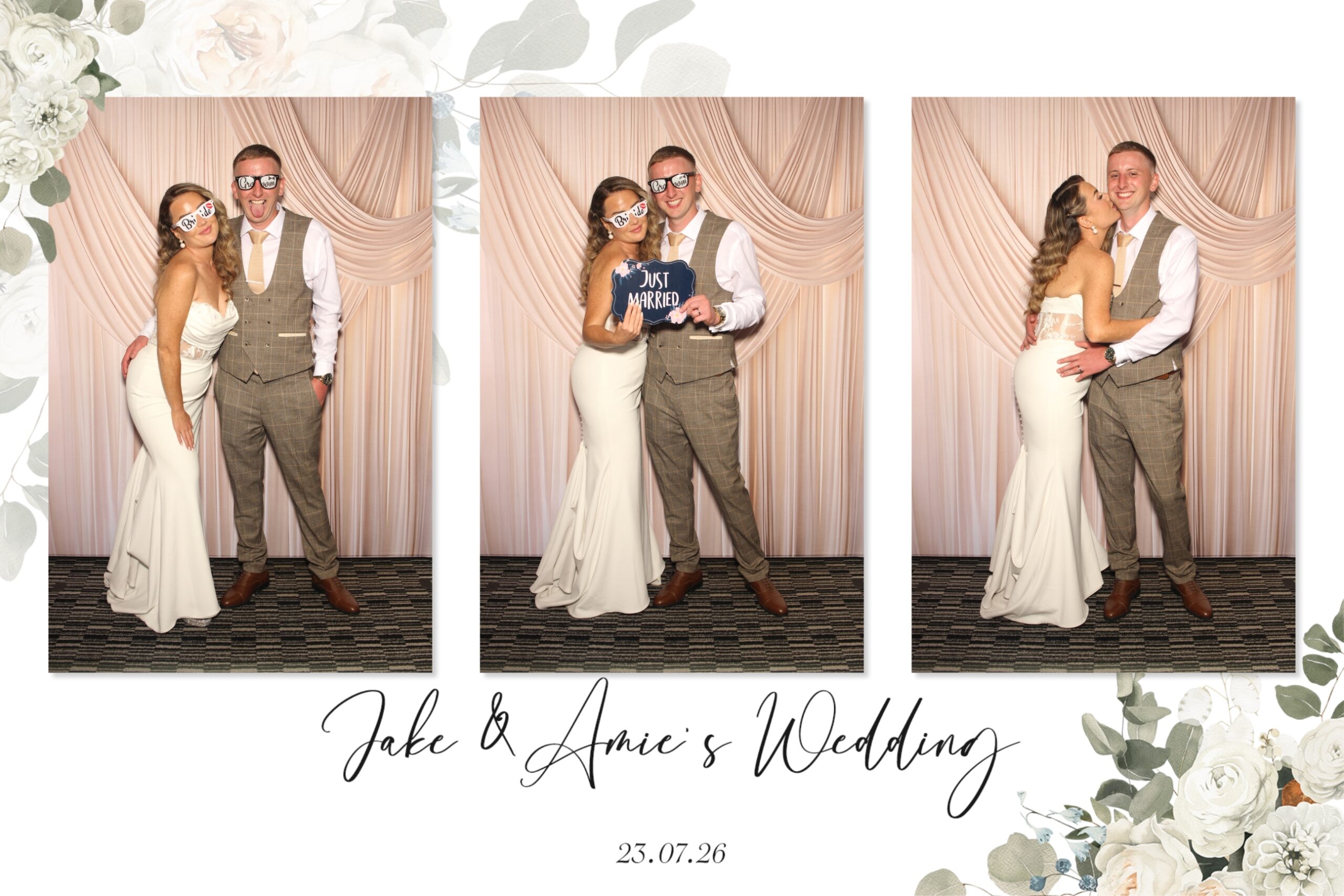 A couple that got married at Cadbury House in Bristol. Using our Magic Mirror